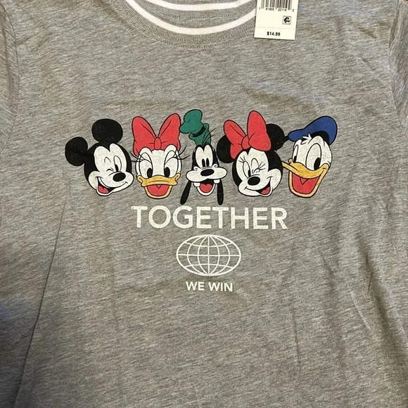 NEW Disney T-shirt | Gray Disney Shirt | Disney | Mickey Mouse | Disneyland - Picture 4 of 7